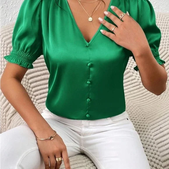 Elegant Green Women's Satin Puff Sleeve Front button Top - Picture 1 of 7